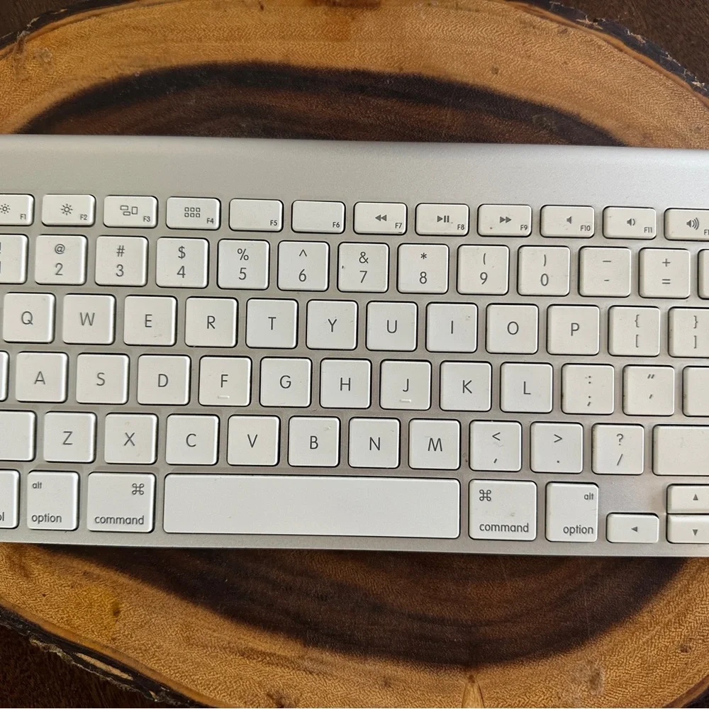 Apple elegant wireless